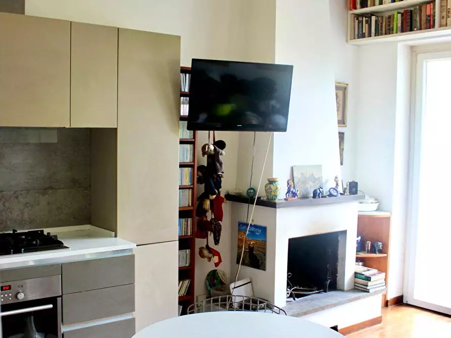 Immagine 8 di Appartamento in vendita  in largo dell'olgiata a Roma