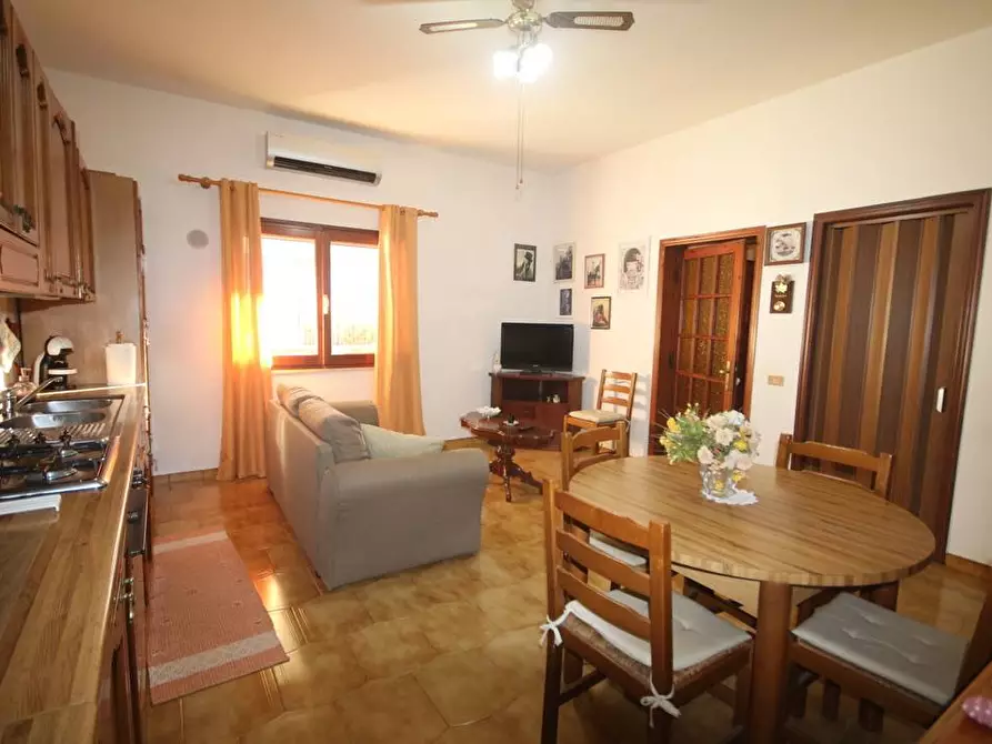 Immagine 4 di Appartamento in vendita  in Via Bramante a Olbia