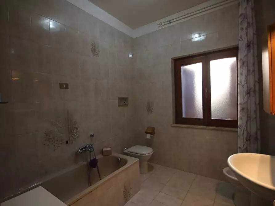 Immagine 13 di Appartamento in vendita  in Via Bramante a Olbia