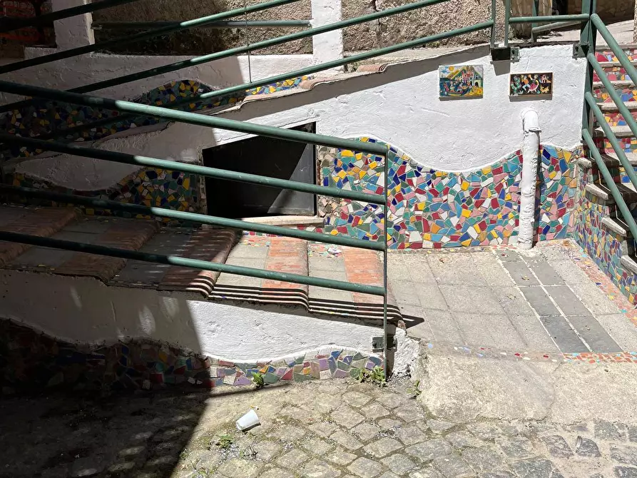 Immagine 6 di Appartamento in vendita  in VIA IACONTI a Vietri Sul Mare