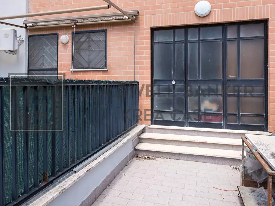 Immagine 4 di Loft/Open space in vendita  in Via Bruxelles a Ciampino