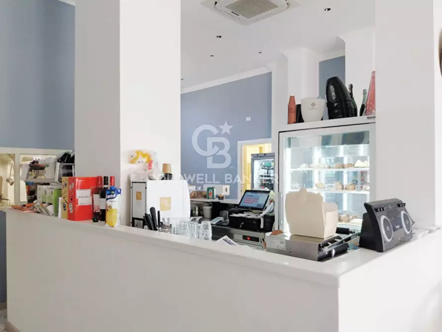 Immagine 6 di Attività commerciale in vendita  in Viale dei Navigatori a Tarquinia