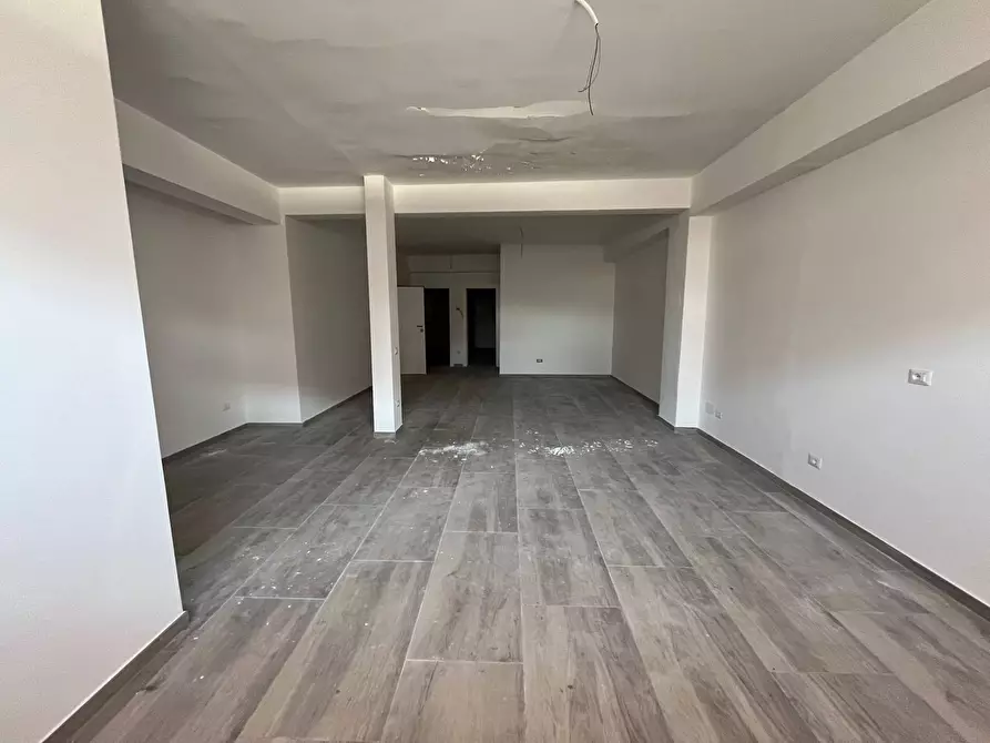 Immagine 3 di Ufficio in vendita  in Viale Learco Guerra a Cercola