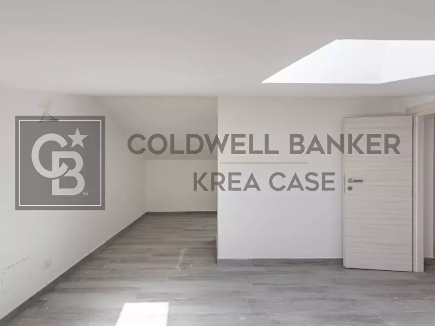 Immagine 18 di Appartamento in vendita  in Via Palaverta a Marino