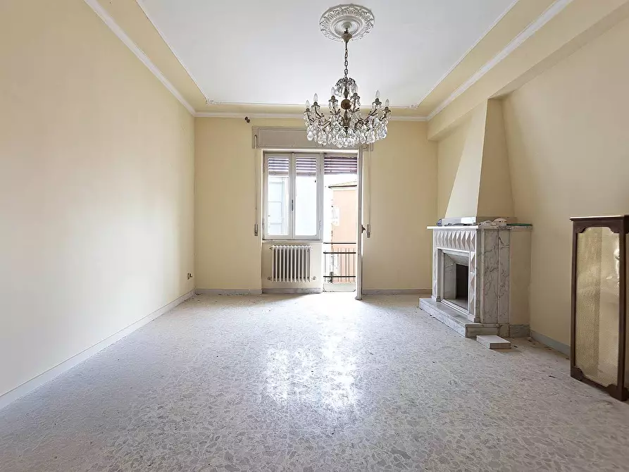 Immagine 1 di Appartamento in vendita  in Via Pieve di Cadore a Viterbo