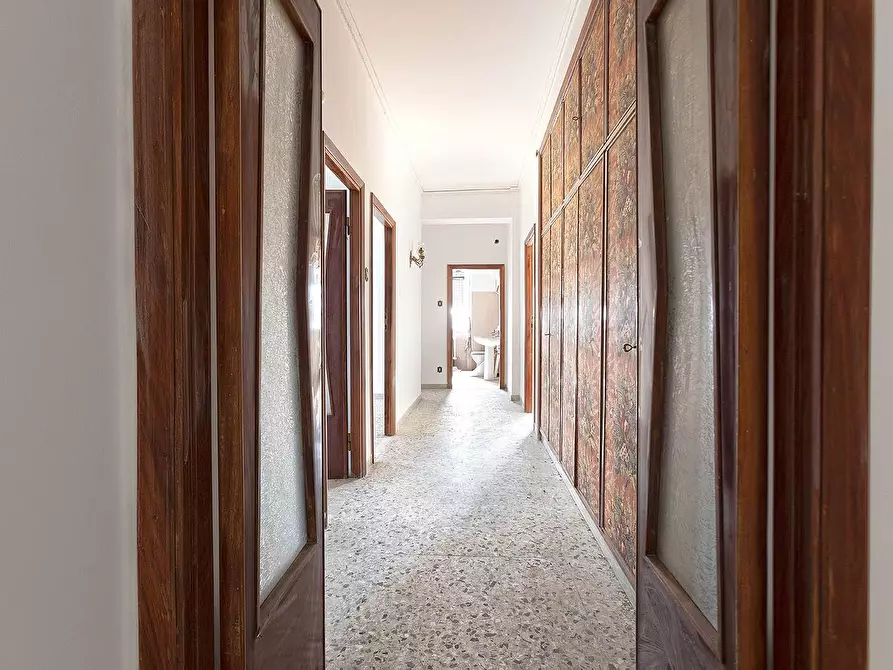 Immagine 8 di Appartamento in vendita  in Via Pieve di Cadore a Viterbo