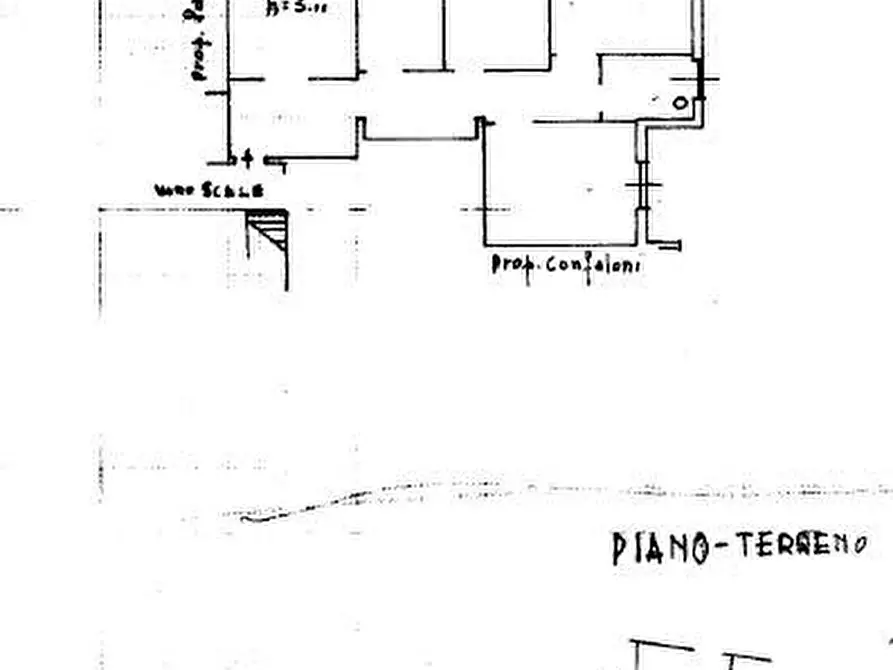 Immagine 23 di Appartamento in vendita  in Via Pieve di Cadore a Viterbo