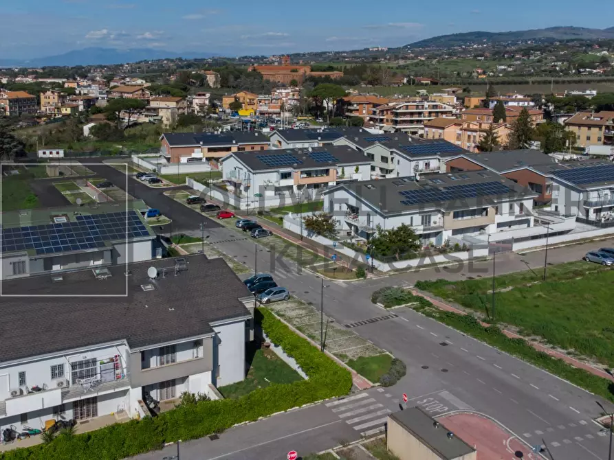 Immagine 1 di Appartamento in vendita  in Via Palaverta a Marino