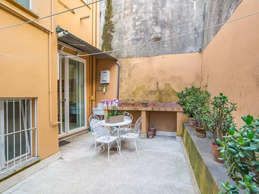 Immagine 4 di Appartamento in vendita  in Via Ambrogio Traversari a Roma