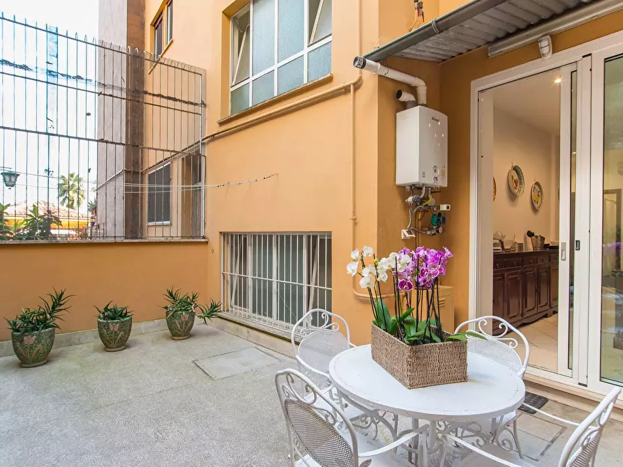 Immagine 5 di Appartamento in vendita  in Via Ambrogio Traversari a Roma