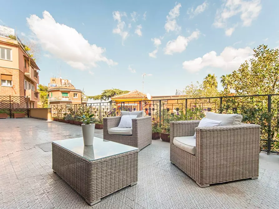 Immagine 10 di Appartamento in vendita  in Via Ambrogio Traversari a Roma