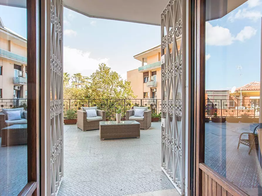 Immagine 11 di Appartamento in vendita  in Via Ambrogio Traversari a Roma