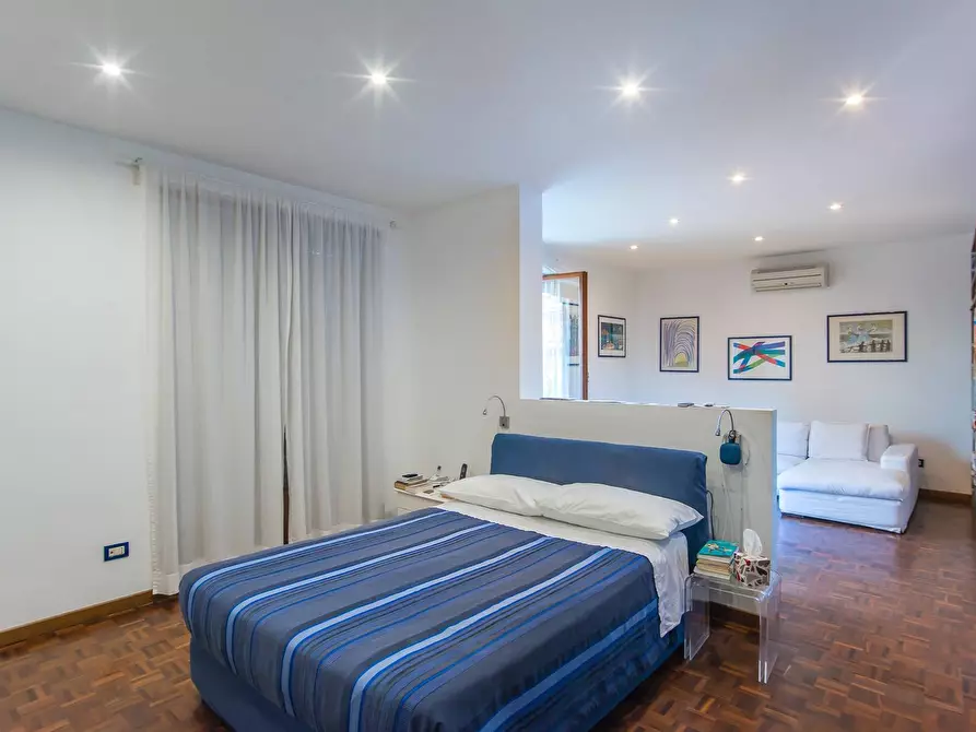 Immagine 21 di Appartamento in vendita  in Via Ambrogio Traversari a Roma