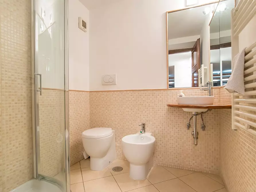 Immagine 25 di Appartamento in vendita  in Via Ambrogio Traversari a Roma