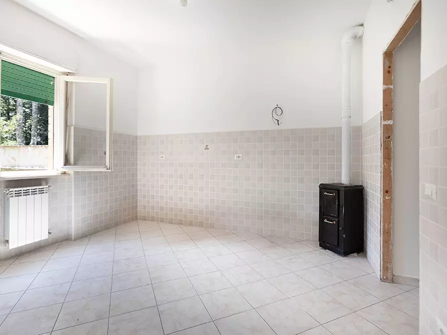 Immagine 12 di Villa in vendita  in Località Poggio Nibbio a Canepina