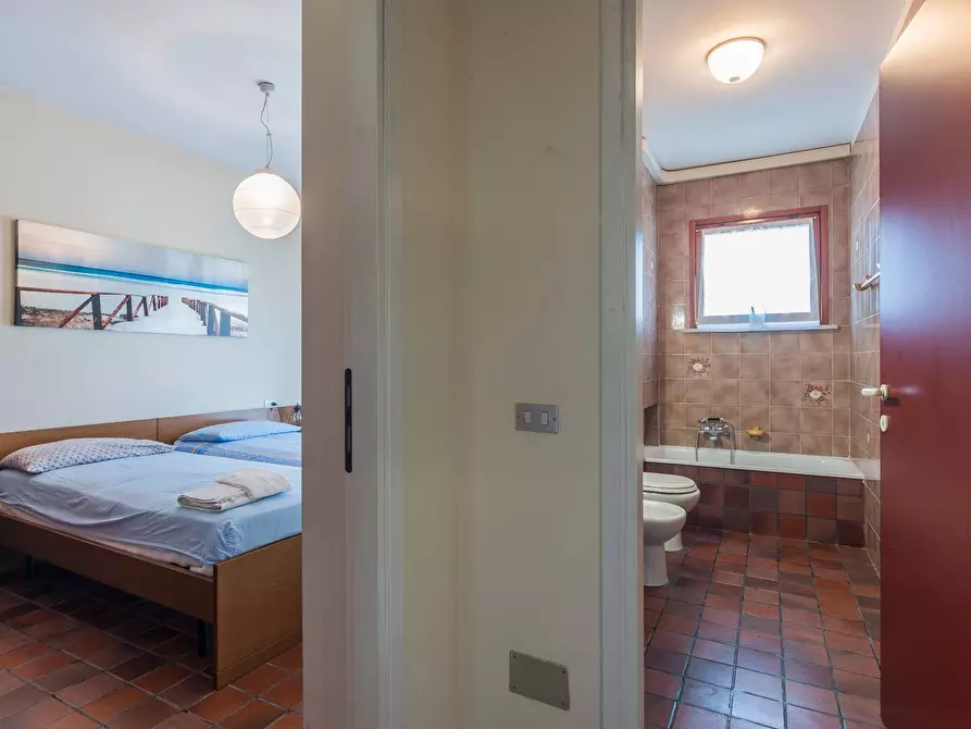 Immagine 12 di Appartamento in vendita  in Via XIX Ottobre a Riccione