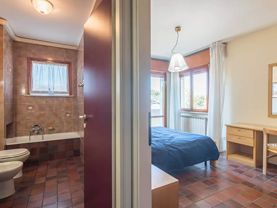 Immagine 17 di Appartamento in vendita  in Via XIX Ottobre a Riccione