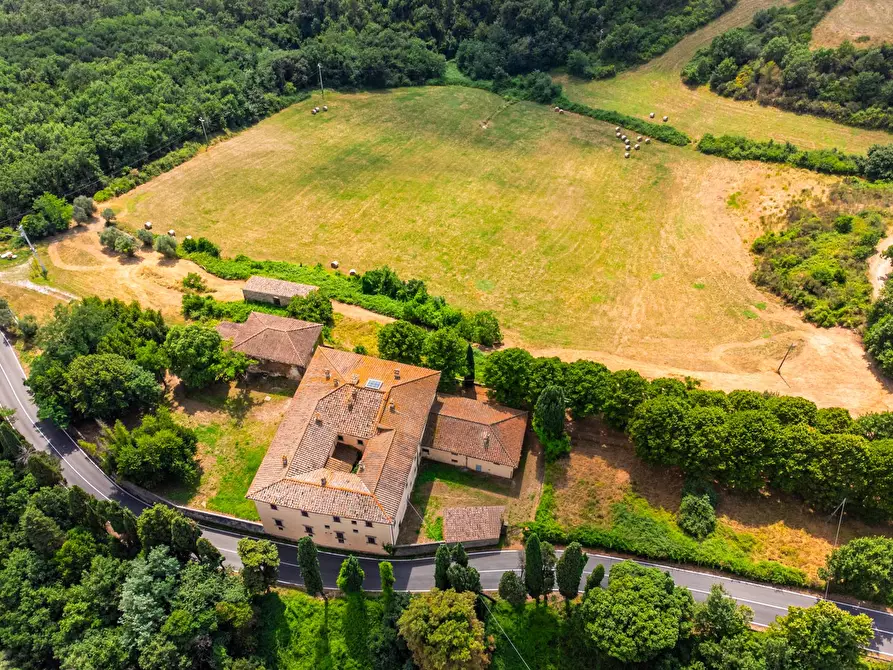 Immagine 1 di Villa in vendita  in Via Nazionale a Barberino Di Mugello