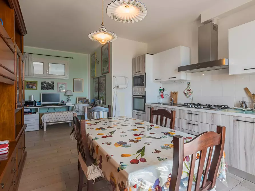 Immagine 2 di Appartamento in vendita  in Via Della Quercia a Pesaro