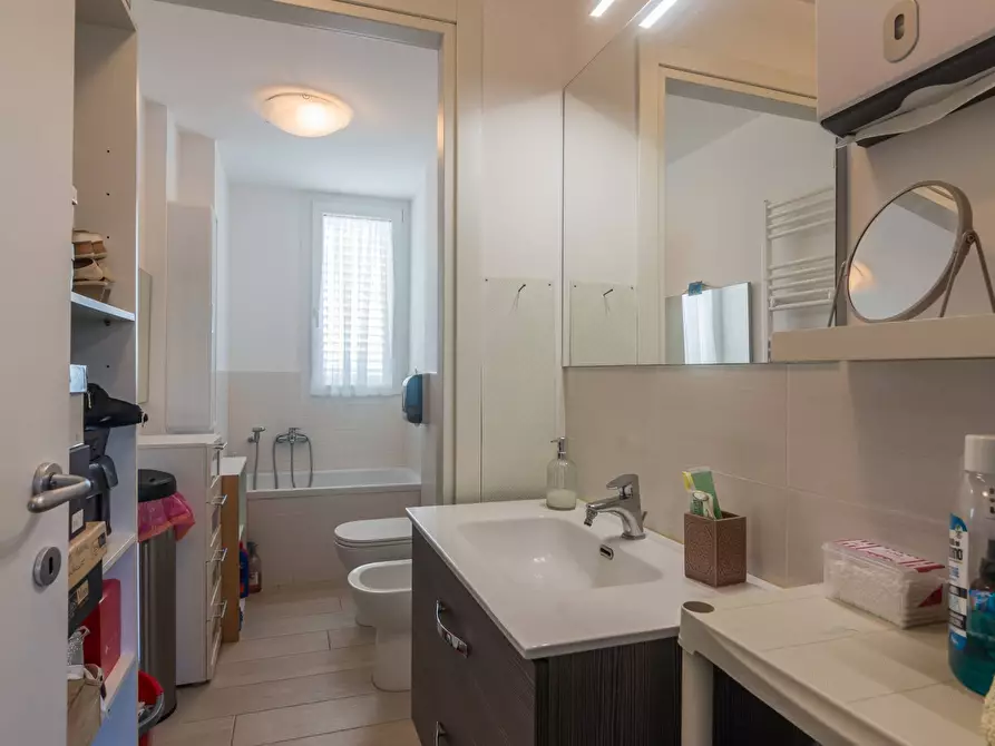 Immagine 7 di Appartamento in vendita  in Via Della Quercia a Pesaro