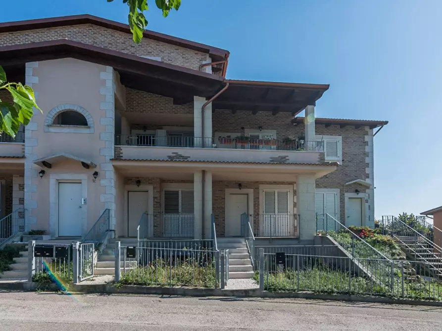 Immagine 19 di Appartamento in vendita  in Via Della Quercia a Pesaro