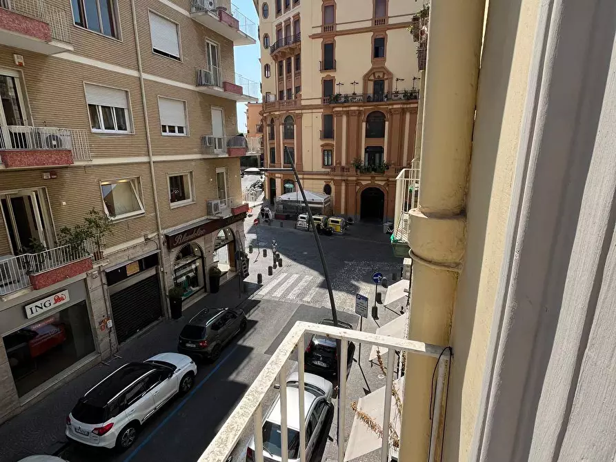 Immagine 1 di Appartamento in vendita  in via cimarosa a Napoli