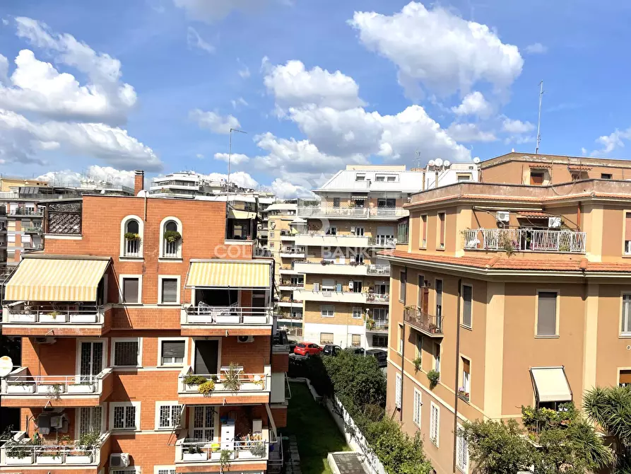 Immagine 14 di Appartamento in vendita  in Via Marcantonio Odescalchi a Roma