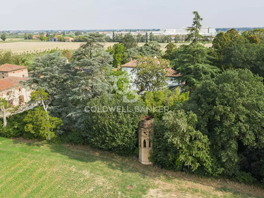 Immagine 9 di Villa in vendita  in Via Reggiana a Imola