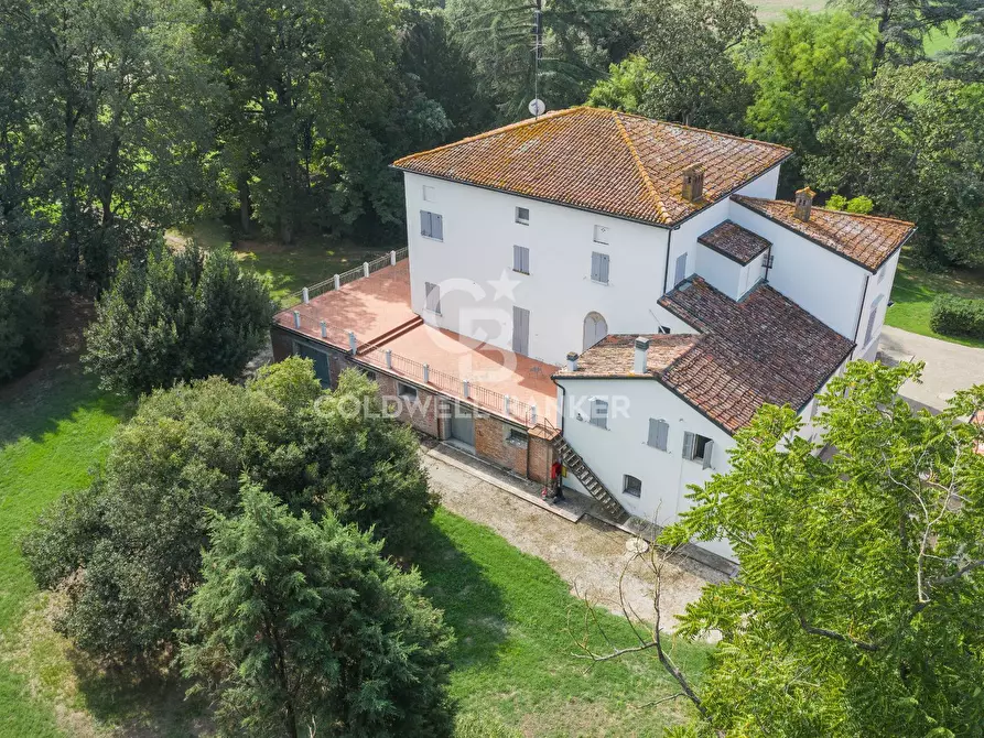 Immagine 10 di Villa in vendita  in Via Reggiana a Imola