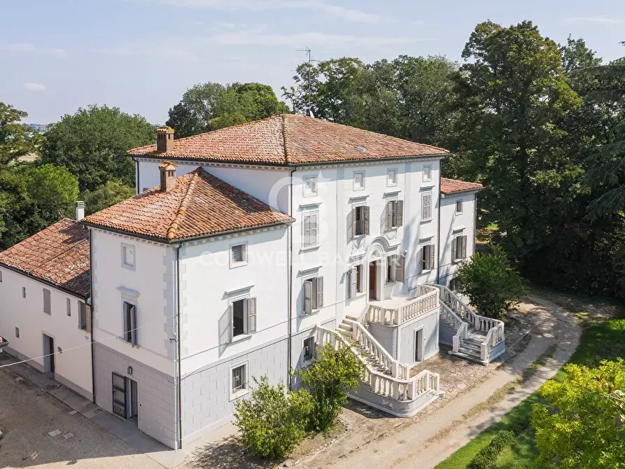 Immagine 13 di Villa in vendita  in Via Reggiana a Imola