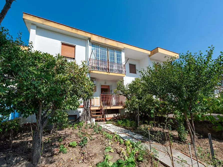 Immagine 2 di Appartamento in vendita  in Via Spinale a Casal Velino