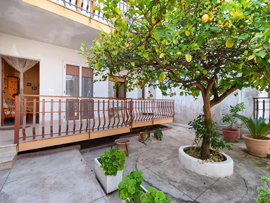 Immagine 4 di Appartamento in vendita  in Via Spinale a Casal Velino