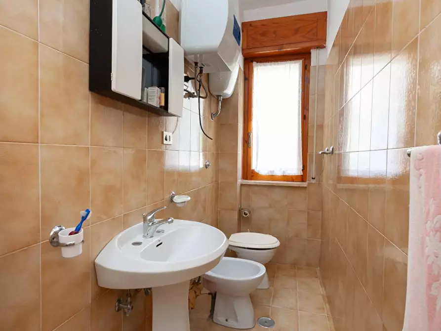 Immagine 16 di Appartamento in vendita  in Via Spinale a Casal Velino