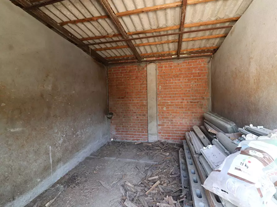 Immagine 28 di Terreno agricolo in vendita  in Via San Rocco a Montabone