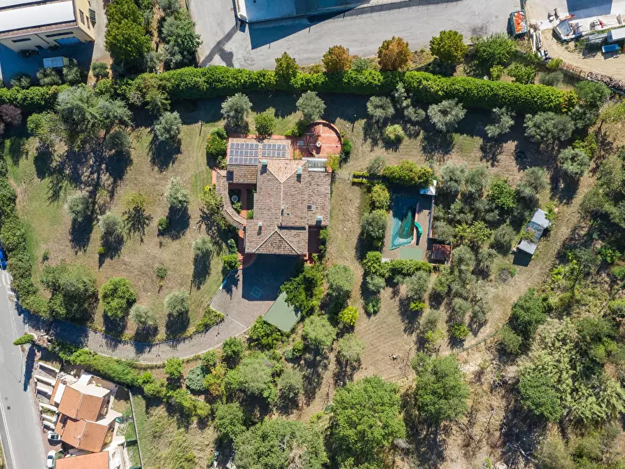 Immagine 4 di Villa in vendita  in Via Corso Europa a Sassofeltrio