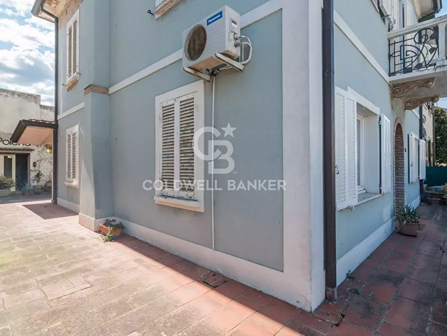 Immagine 30 di Villa in vendita  in Viale Fratelli cervi a Riccione