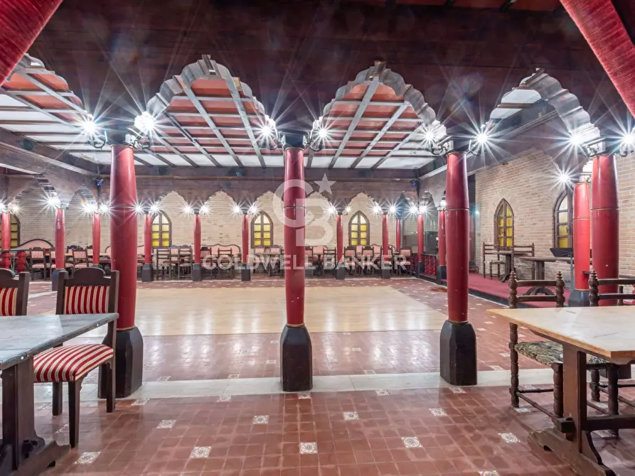 Immagine 28 di Locale commerciale in vendita  in Piazza Carlo Bergonzi a Busseto