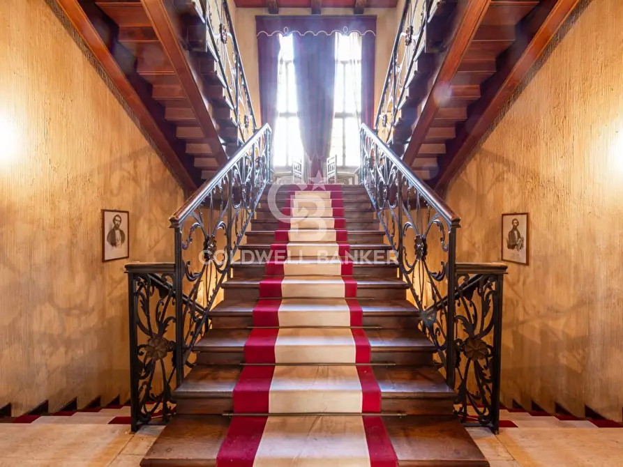 Immagine 30 di Locale commerciale in vendita  in Piazza Carlo Bergonzi a Busseto