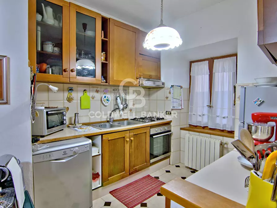 Immagine 8 di Casa indipendente in vendita  in Piazza Maggiore Gadani a Campo Nell'elba