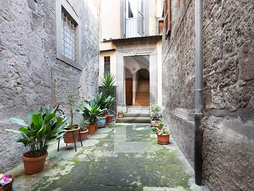 Immagine 21 di Appartamento in vendita  in Via Annio a Viterbo