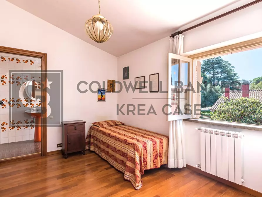 Immagine 26 di Villa in vendita  in Via del Pescheto a Ciampino