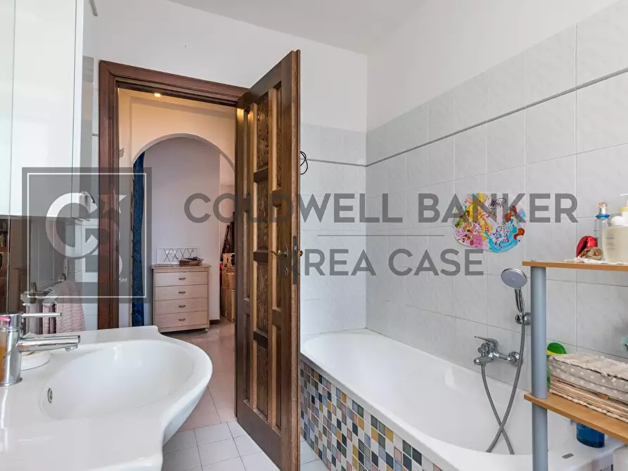 Immagine 15 di Appartamento in vendita  in Via Quinto Bevilacqua a Ciampino