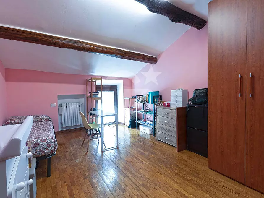 Immagine 14 di Appartamento in vendita  in Via Sacchi a Viterbo