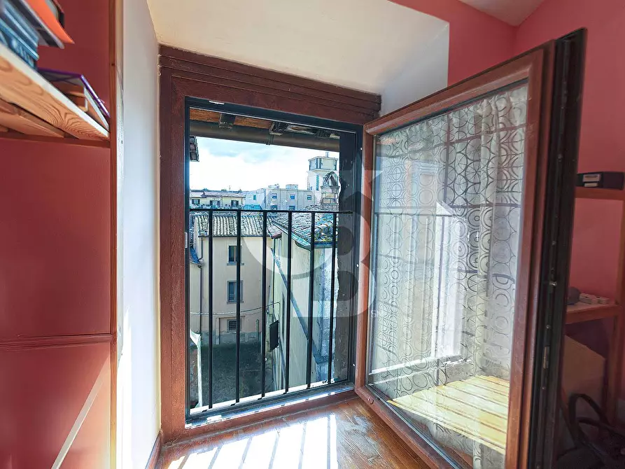 Immagine 15 di Appartamento in vendita  in Via Sacchi a Viterbo