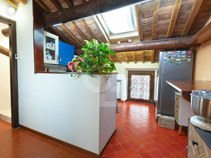 Immagine 5 di Appartamento in vendita  in Via Sacchi a Viterbo