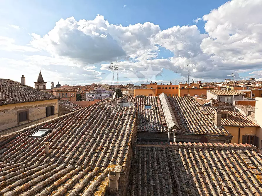 Immagine 1 di Appartamento in vendita  in Via Sacchi a Viterbo