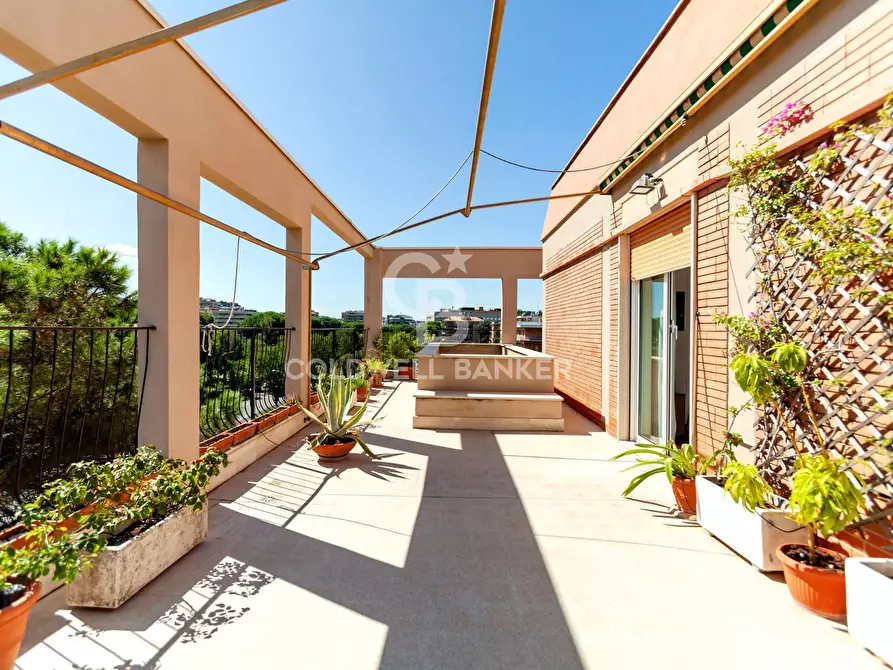 Immagine 6 di Appartamento in vendita  in Viale Dei Primati Sportivi a Roma