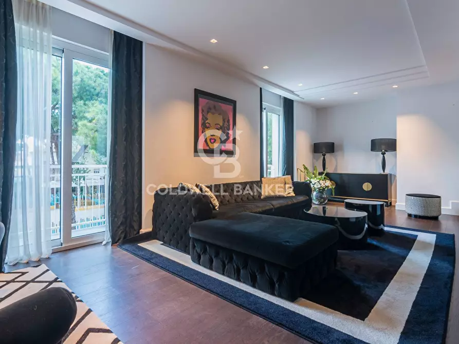 Immagine 9 di Appartamento in vendita  in piazzale Ceccarini a Riccione