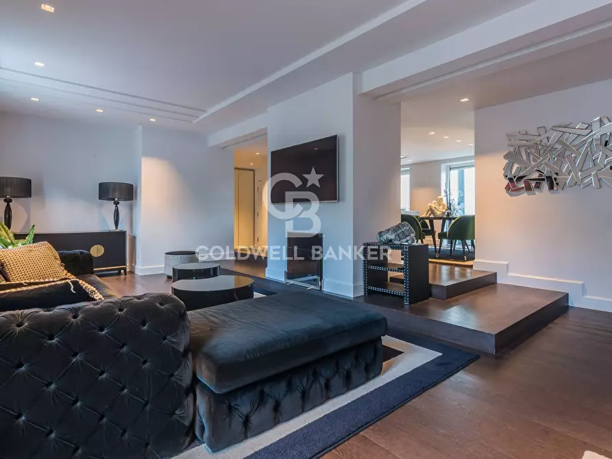 Immagine 10 di Appartamento in vendita  in piazzale Ceccarini a Riccione