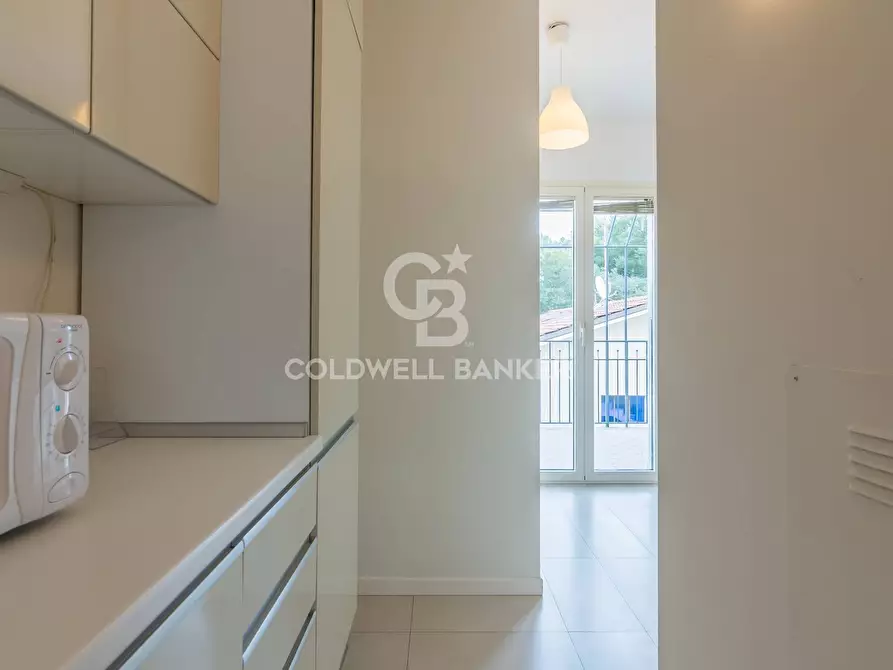 Immagine 9 di Attico in vendita  in Via Ponchielli a Riccione